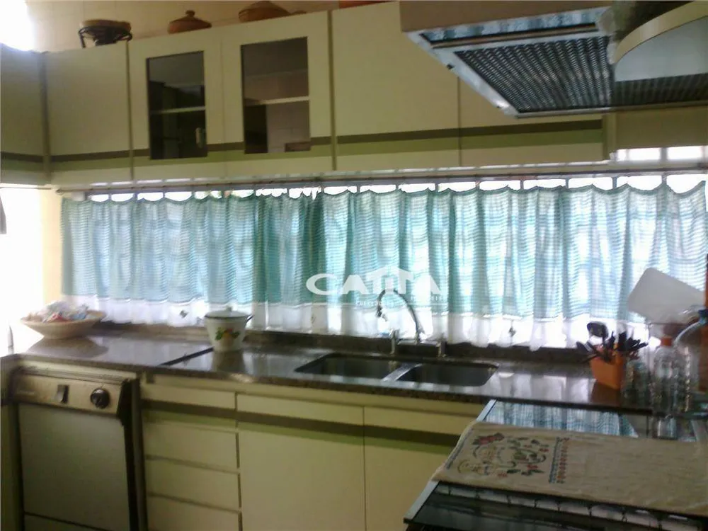 Sobrado, 4 quartos, 287 m² - Foto 1