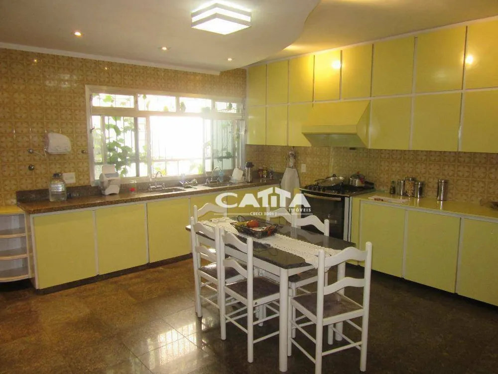 Sobrado, 3 quartos, 279 m² - Foto 1