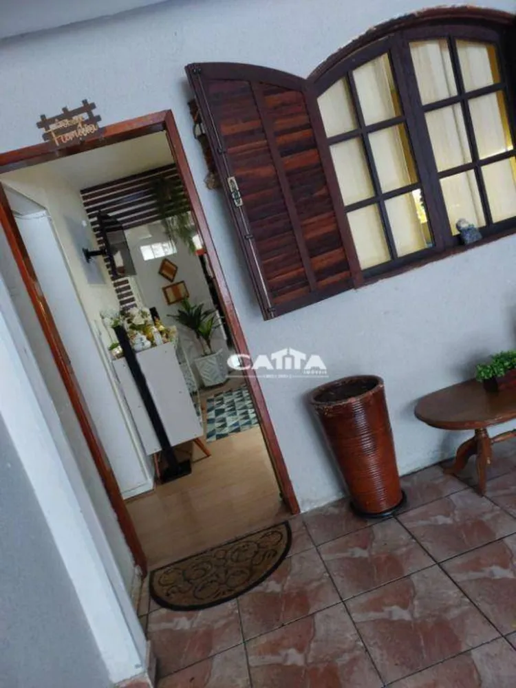 Casa, 10 quartos, 221 m² - Foto 2