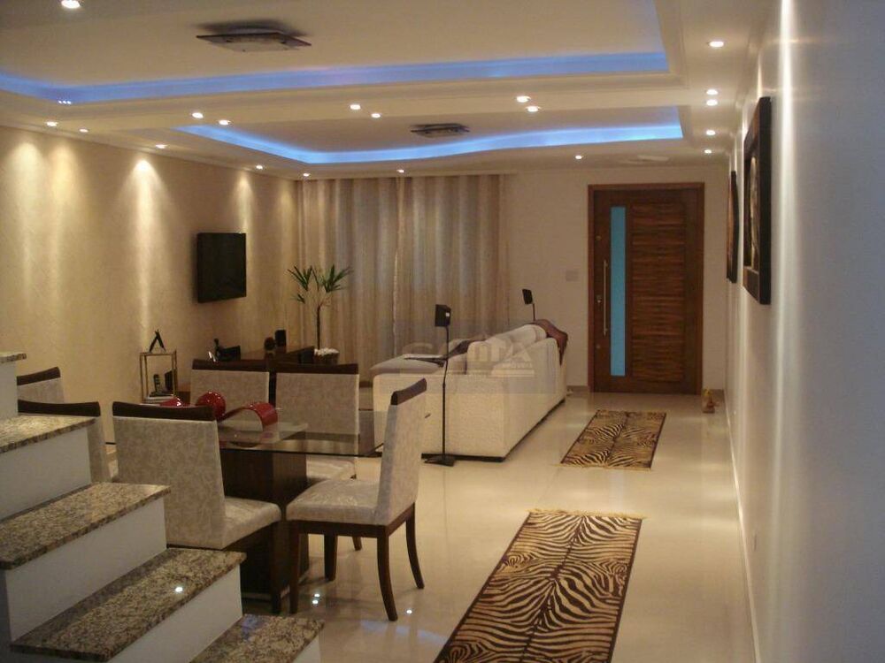 Sobrado, 3 quartos, 310 m² - Foto 1