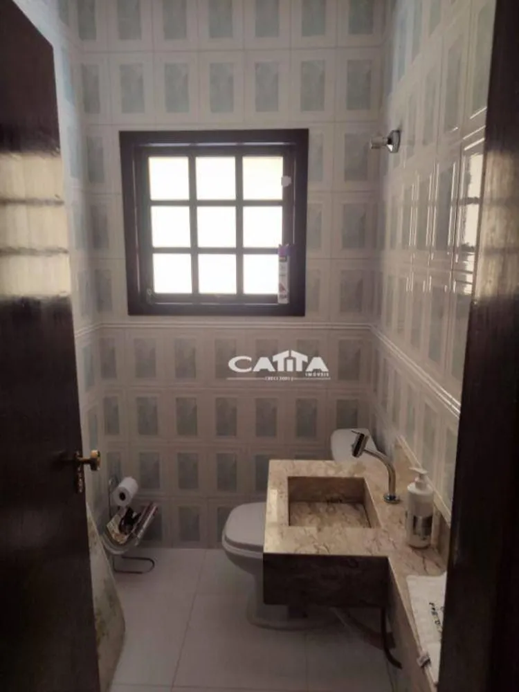 Sobrado, 3 quartos, 208 m² - Foto 1