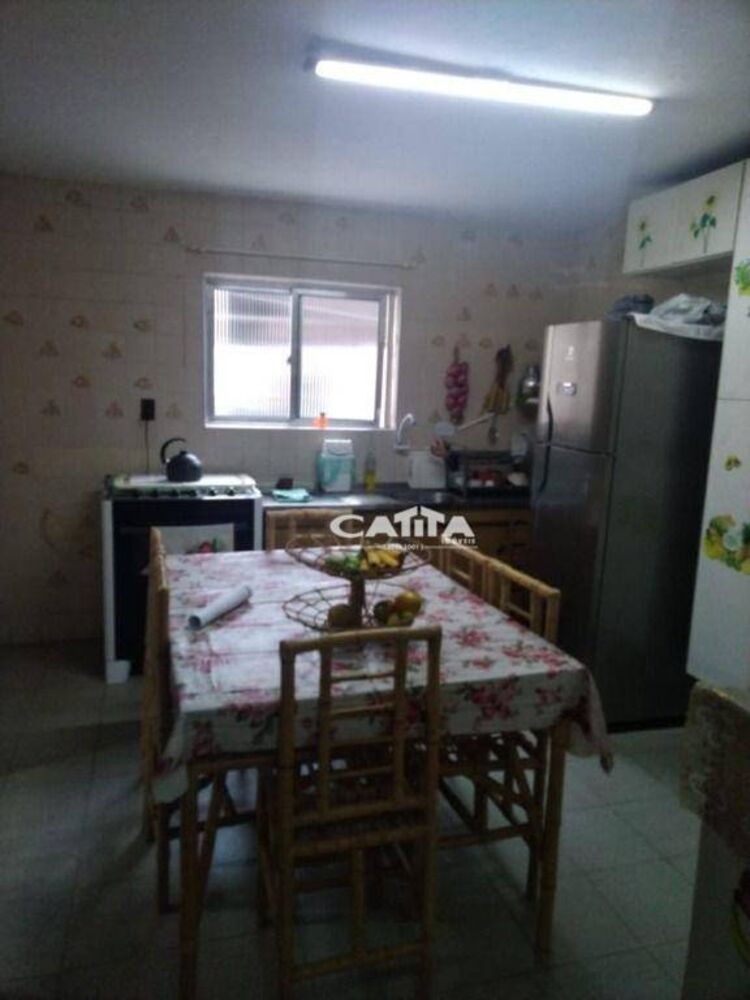 Casa, 4 quartos, 138 m² - Foto 1