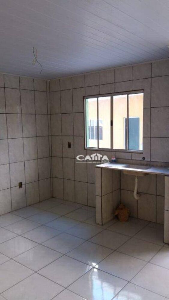 Casa para alugar com 2 quartos, 40m² - Foto 4