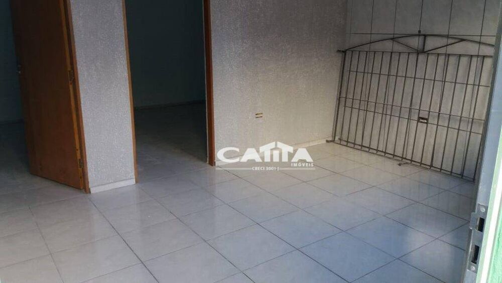 Casa para alugar com 2 quartos, 40m² - Foto 20