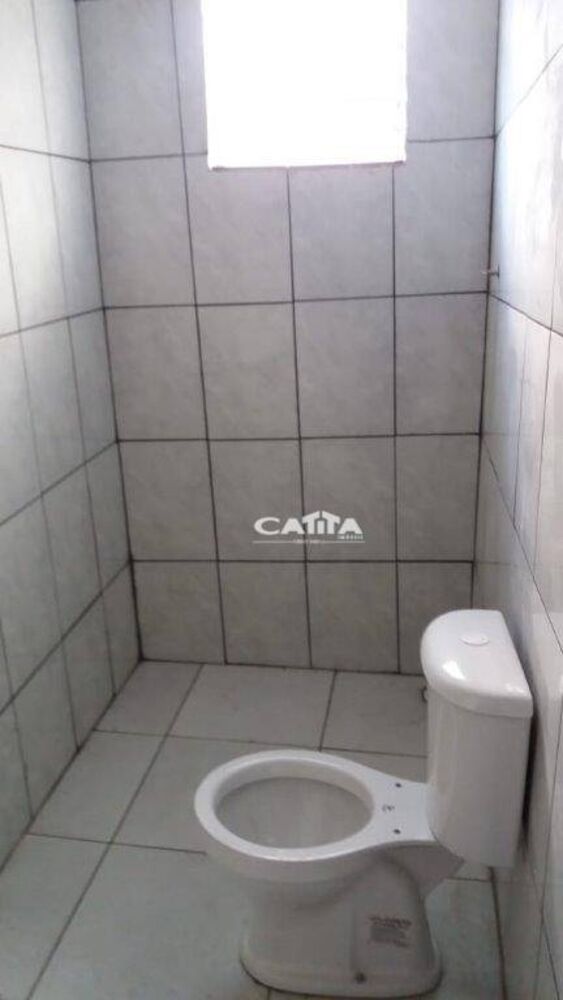 Casa para alugar com 2 quartos, 40m² - Foto 15