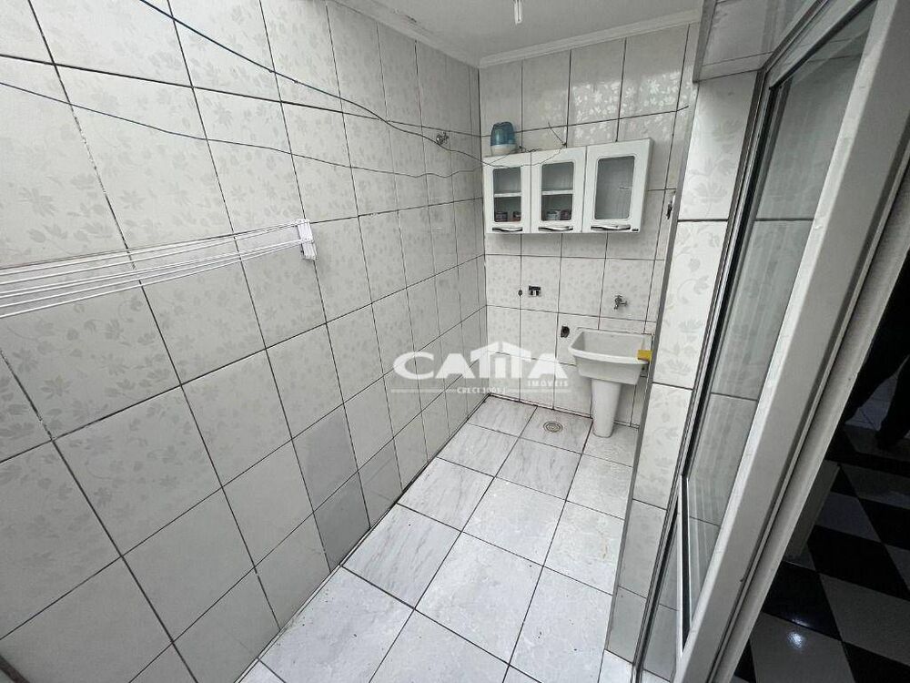 Sobrado para alugar com 2 quartos, 70m² - Foto 4