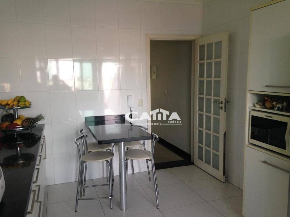 Sobrado à venda e aluguel com 3 quartos, 210m² - Foto 5
