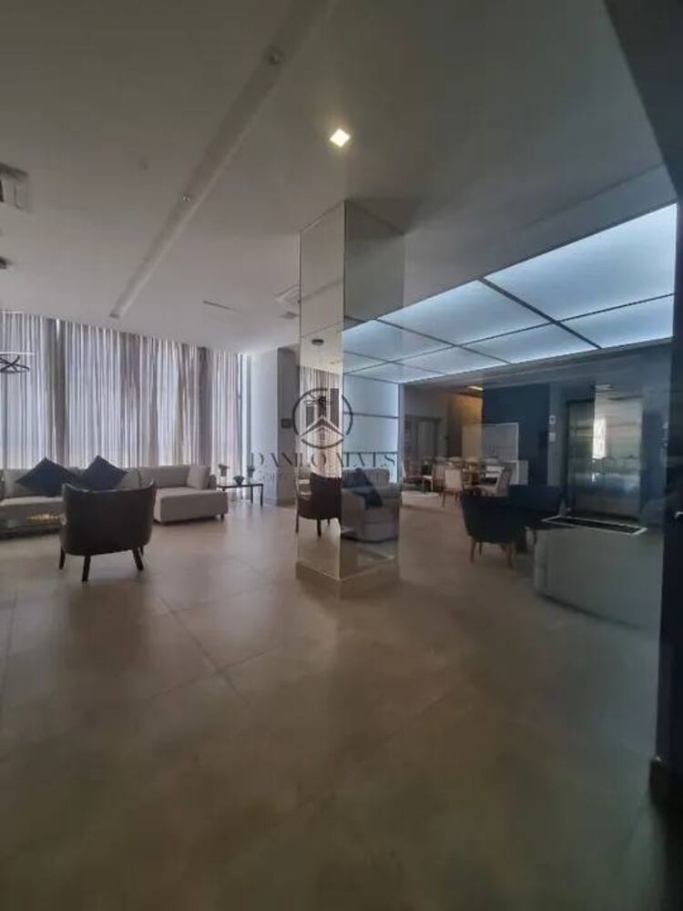 Apartamento à venda com 3 quartos, 170m² - Foto 2