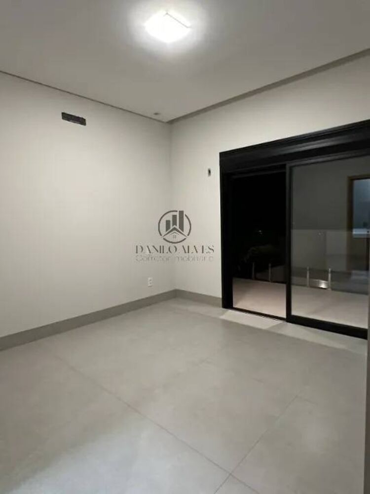 Casa de Condomínio à venda com 3 quartos, 252m² - Foto 3