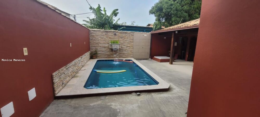 Casa à venda com 5 quartos, 200m² - Foto 2