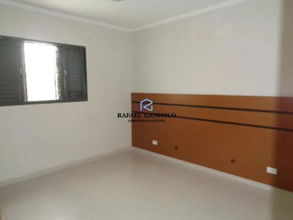Casa, 3 quartos, 218 m² - Foto 2