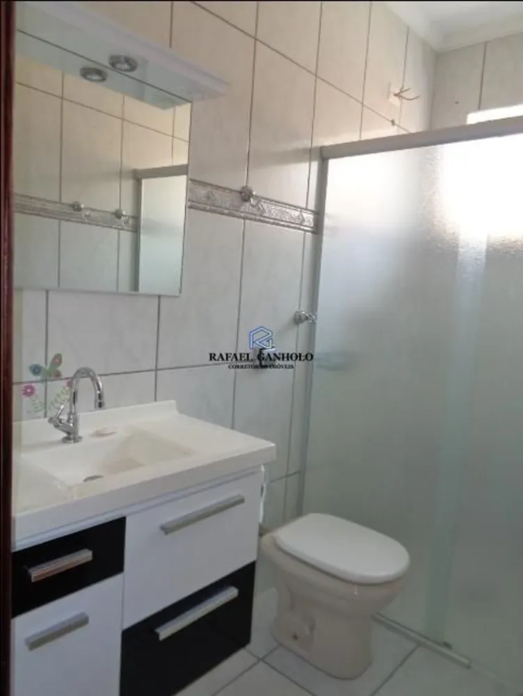 Casa, 3 quartos, 218 m² - Foto 4
