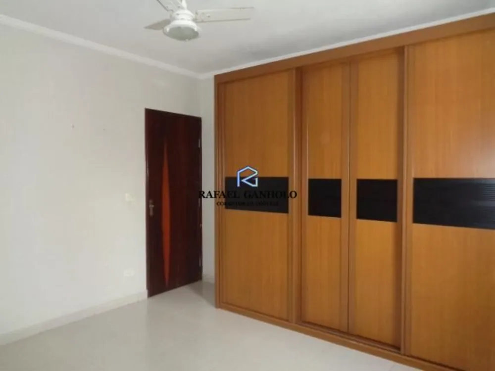 Casa, 3 quartos, 218 m² - Foto 3