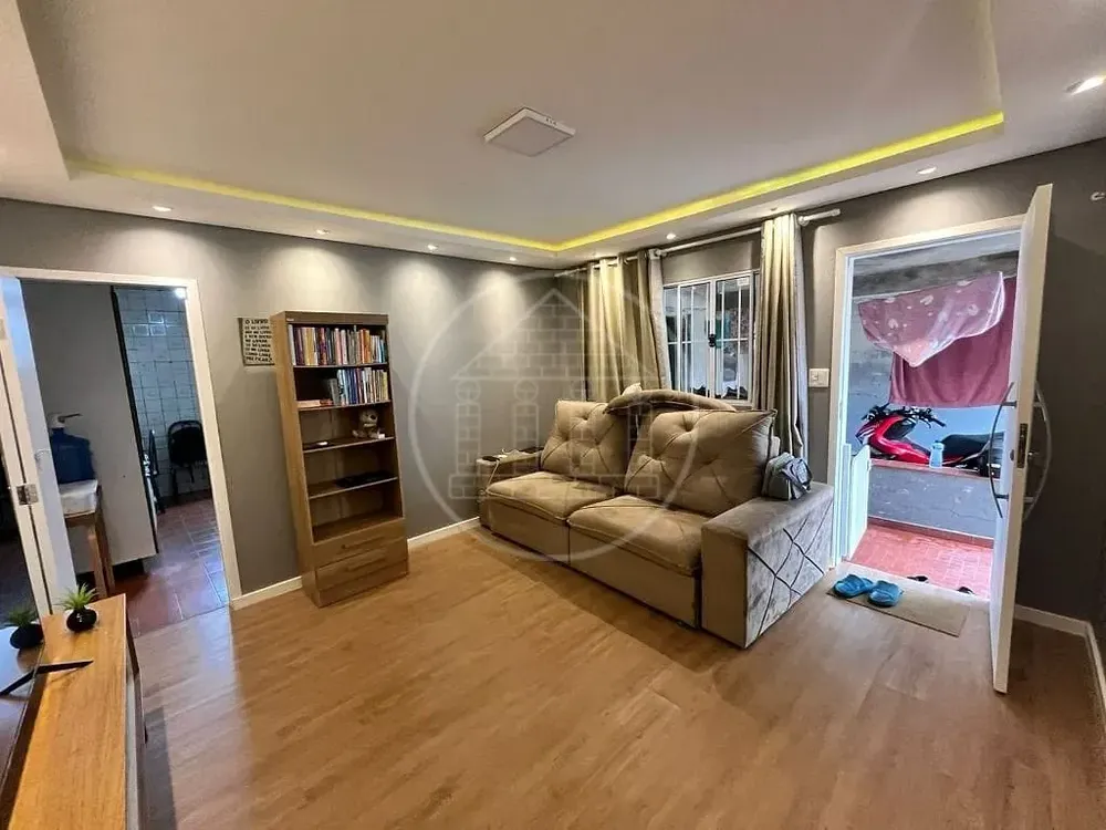 Casa, 2 quartos, 79 m² - Foto 1