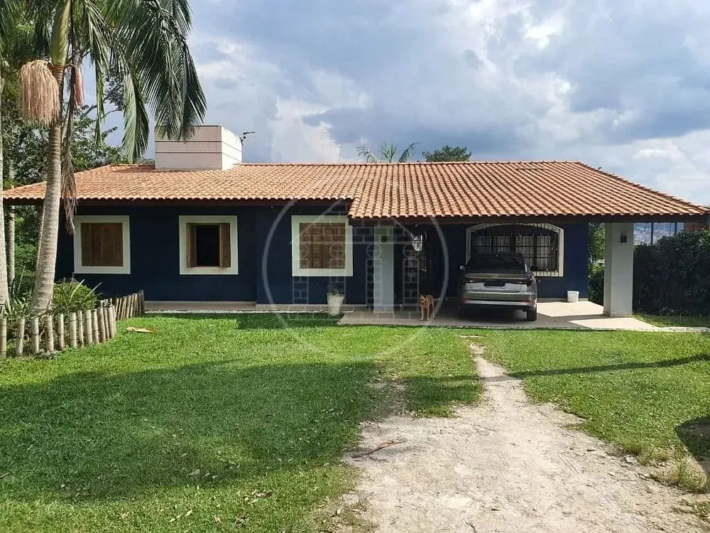 Chácara, 3 quartos, 7426 m² - Foto 1