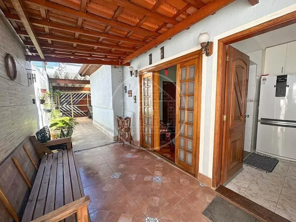 Casa, 3 quartos, 132 m² - Foto 1