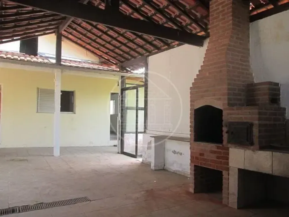 Chácara, 3 quartos, 720 m² - Foto 2