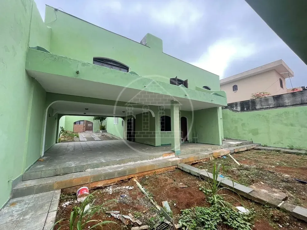 Sobrado, 3 quartos, 348 m² - Foto 1