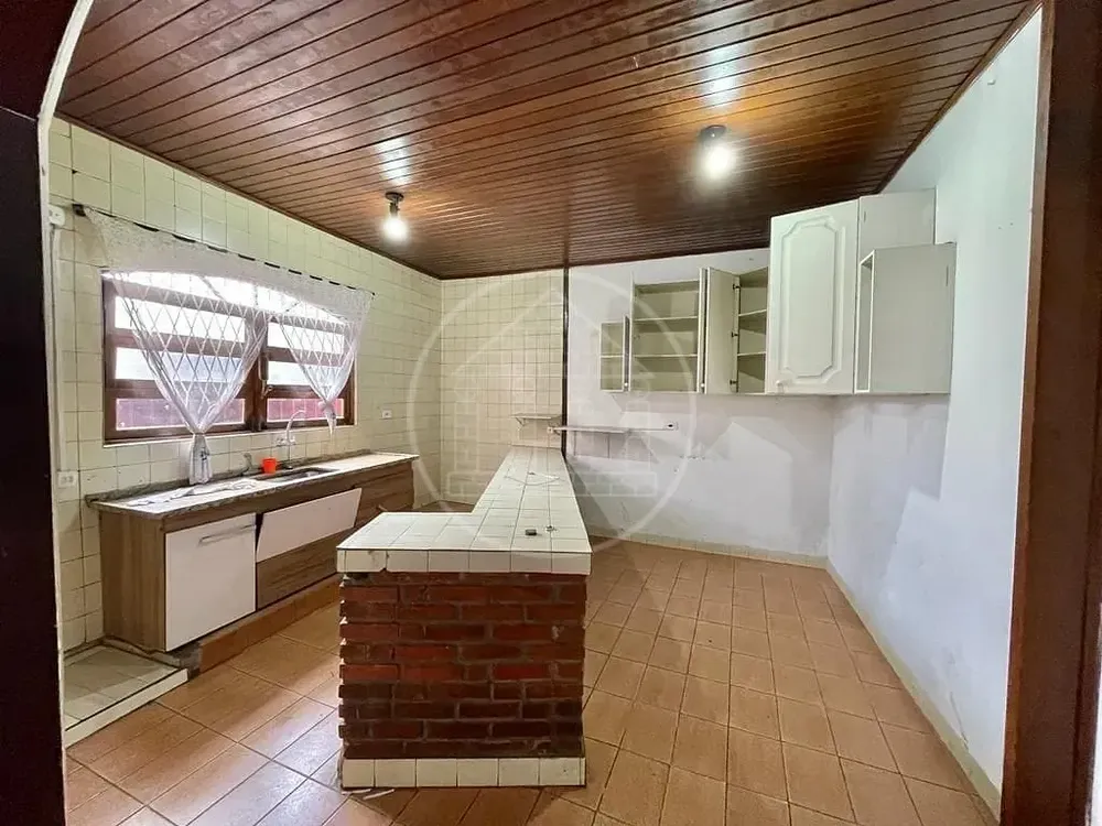 Casa, 3 quartos, 200 m² - Foto 3
