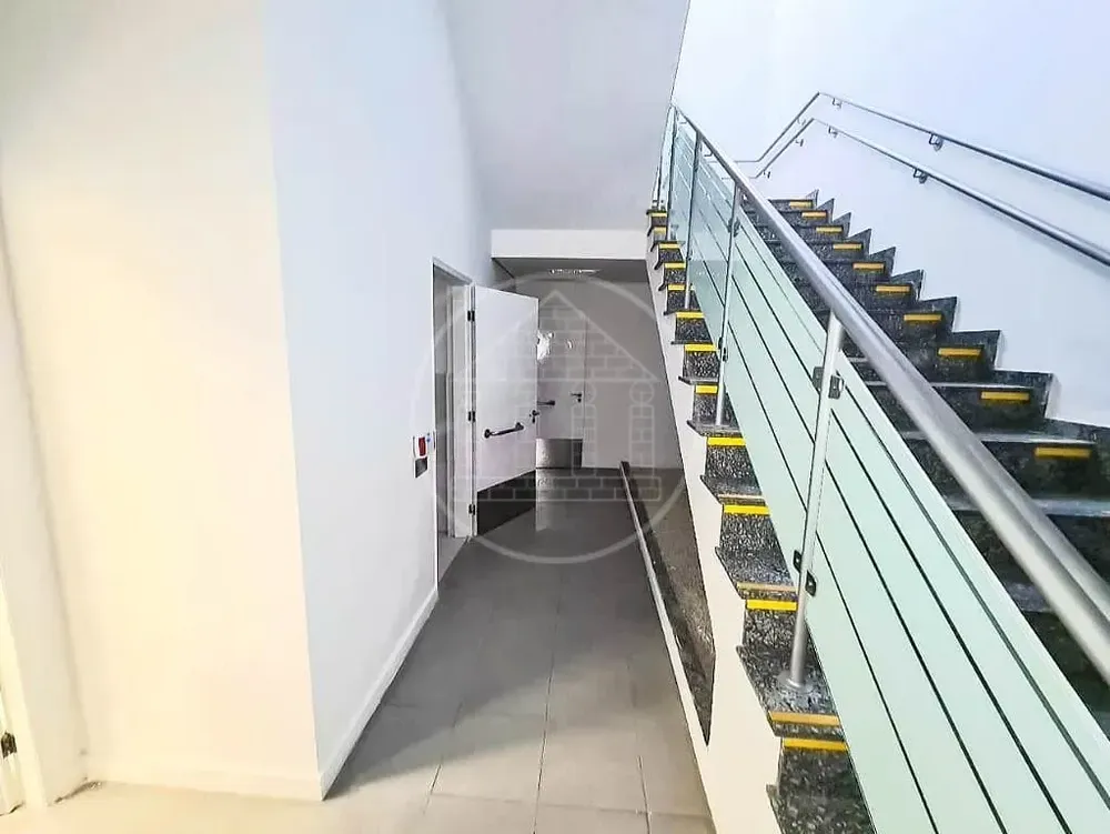 Prédio Inteiro, 871 m² - Foto 2