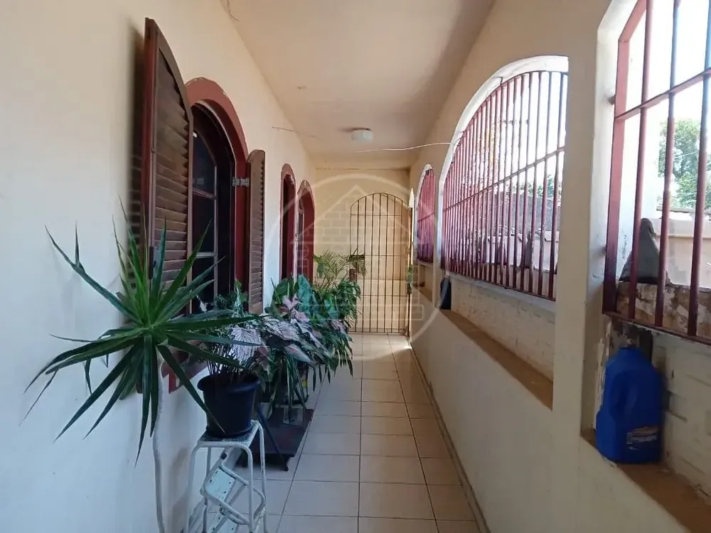 Casa, 3 quartos, 252 m² - Foto 13