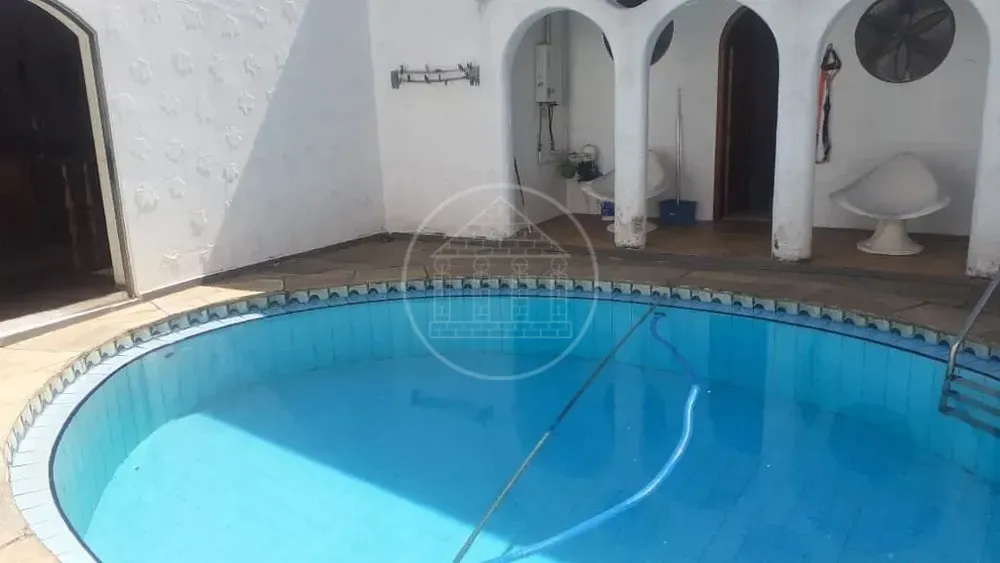 Casa, 5 quartos, 310 m² - Foto 2