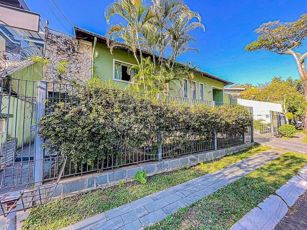Casa, 4 quartos, 392 m² - Foto 1