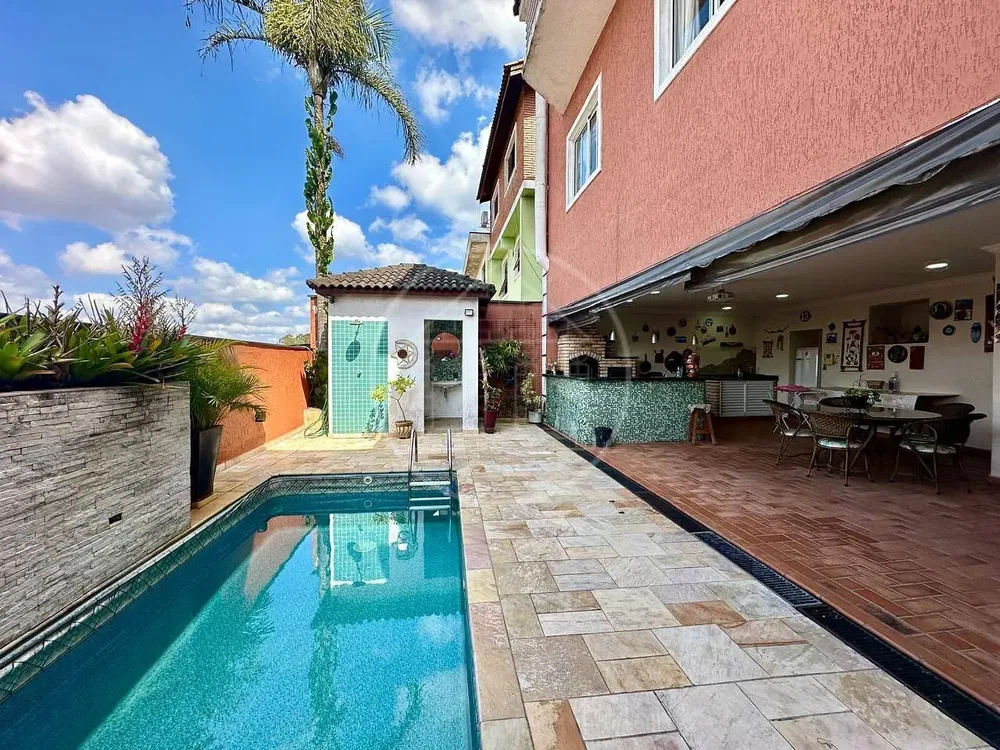 Sobrado, 4 quartos, 200 m² - Foto 1