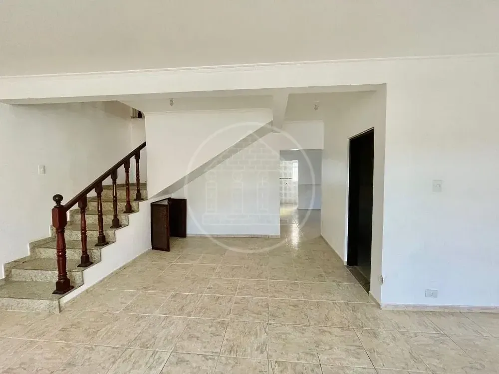Sobrado, 4 quartos, 186 m² - Foto 2