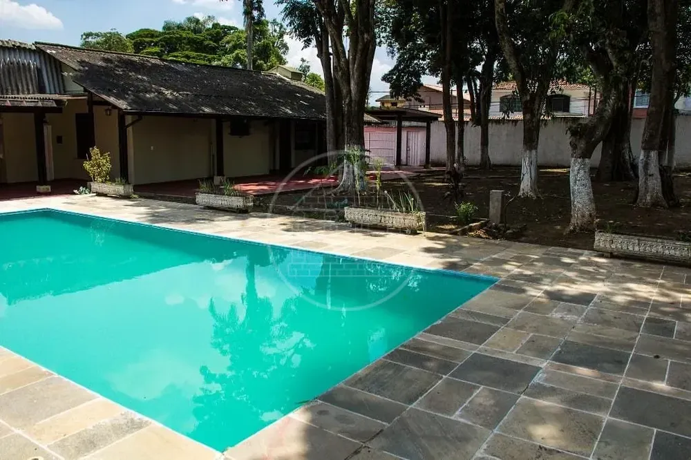 Casa, 6 quartos, 400 m² - Foto 1