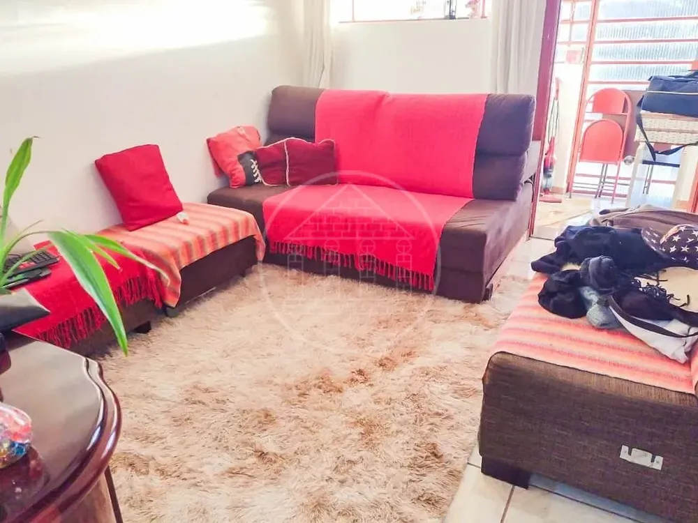 Casa, 2 quartos, 200 m² - Foto 1