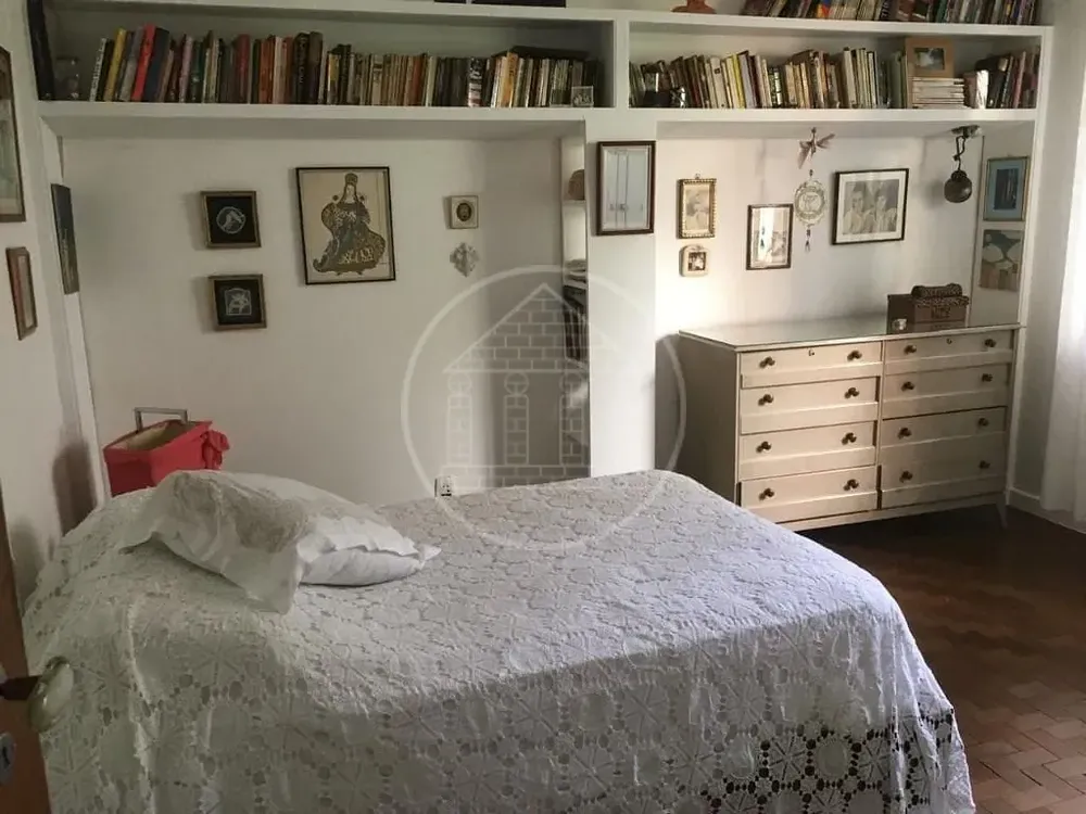 Casa, 4 quartos, 250 m² - Foto 4