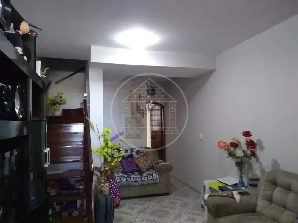 Sobrado, 2 quartos, 200 m² - Foto 1