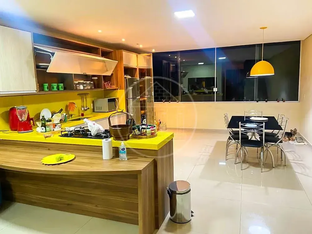 Sobrado, 2 quartos, 500 m² - Foto 1