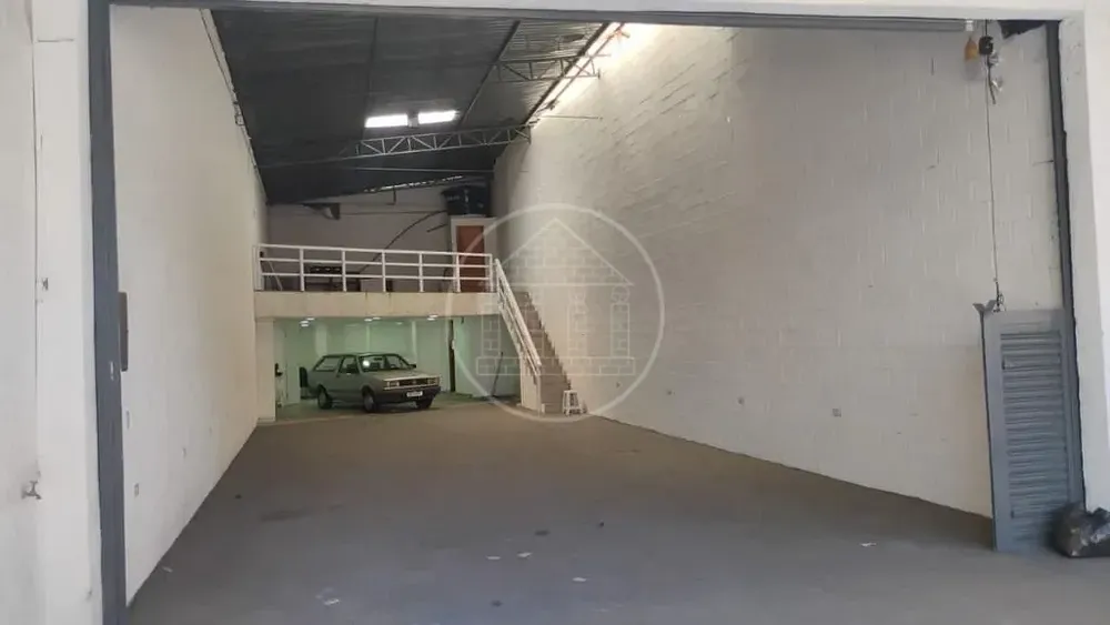 Loja-Salão, 210 m² - Foto 1
