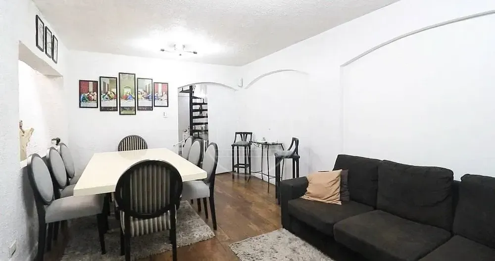 Sobrado, 3 quartos, 200 m² - Foto 1