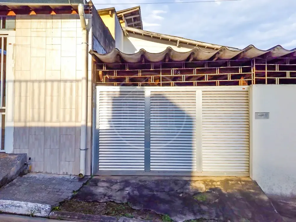 Casa, 2 quartos, 140 m² - Foto 1