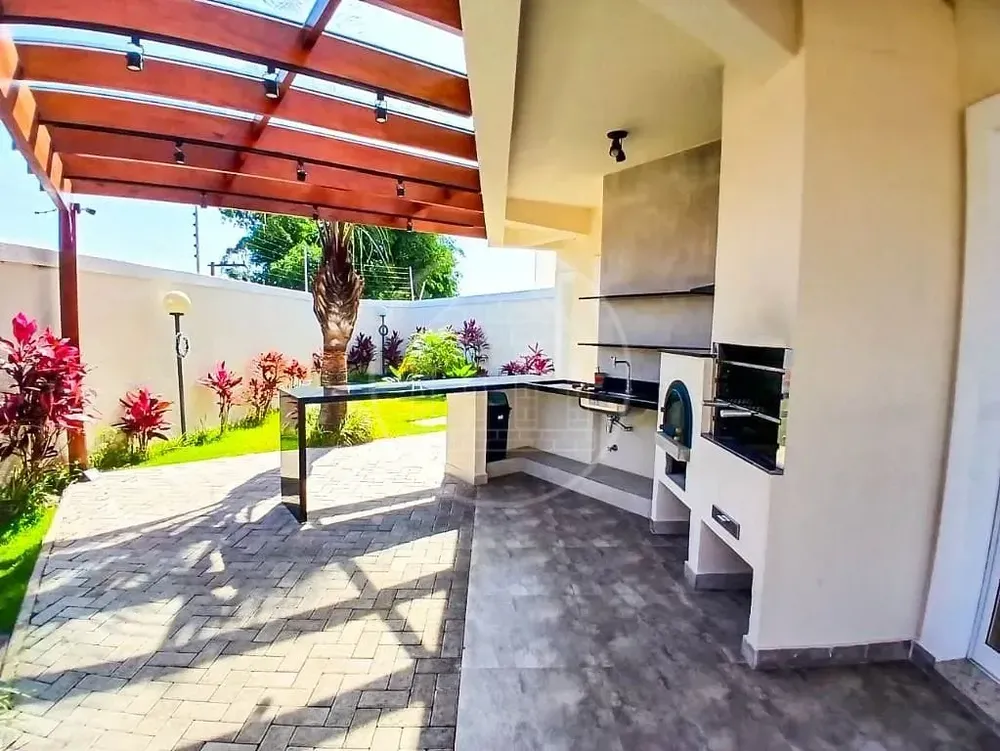 Sobrado, 4 quartos, 242 m² - Foto 1