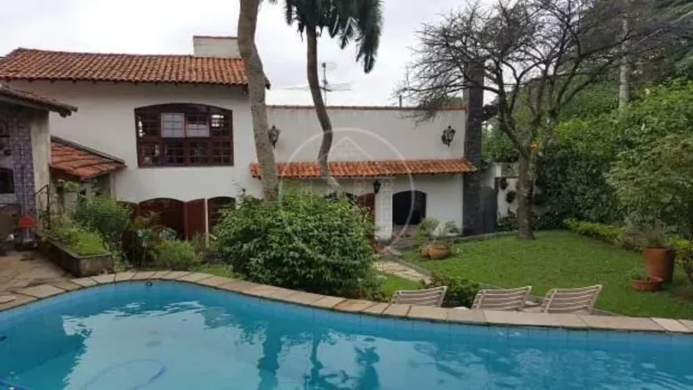Sobrado, 3 quartos, 400 m² - Foto 1