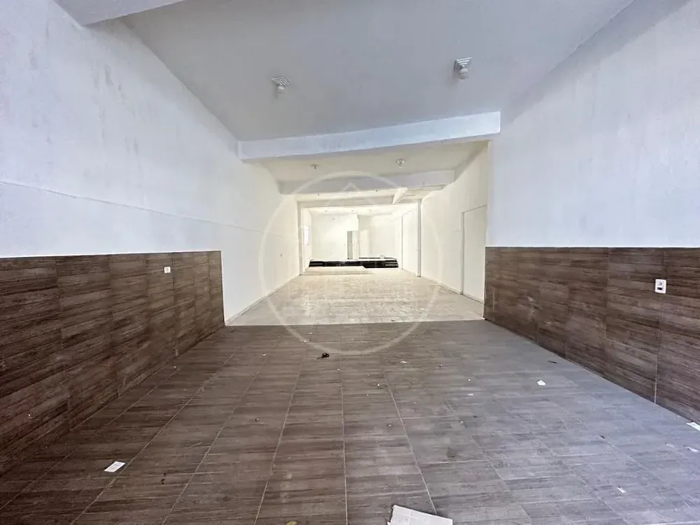 Loja-Salão, 180 m² - Foto 1
