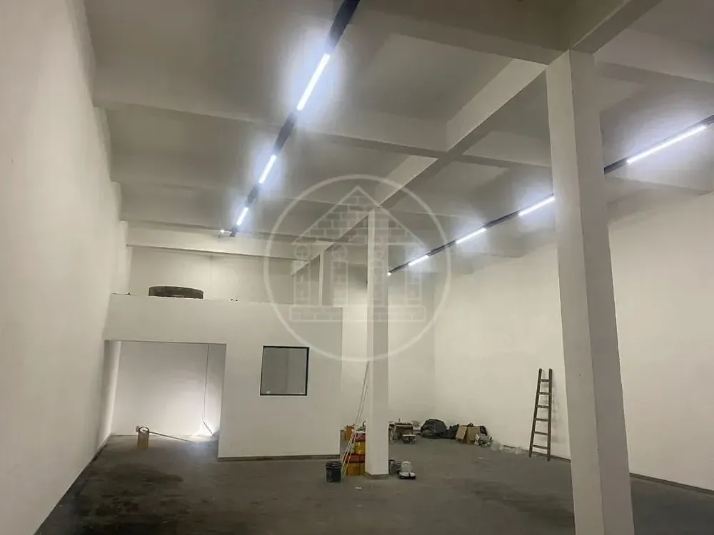 Depósito-Galpão, 220 m² - Foto 1