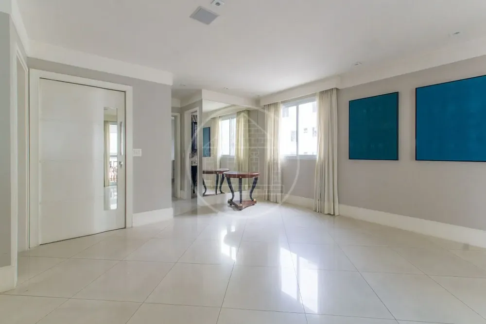 Apartamento, 3 quartos, 124 m² - Foto 2