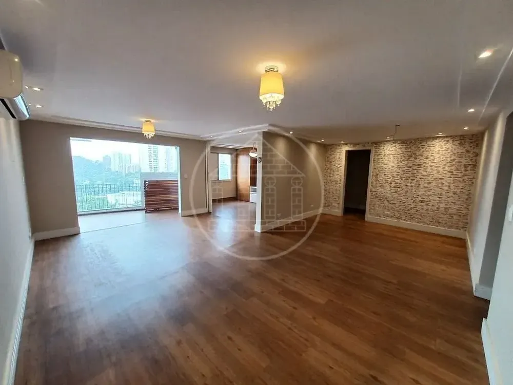 Apartamento, 3 quartos, 140 m² - Foto 1