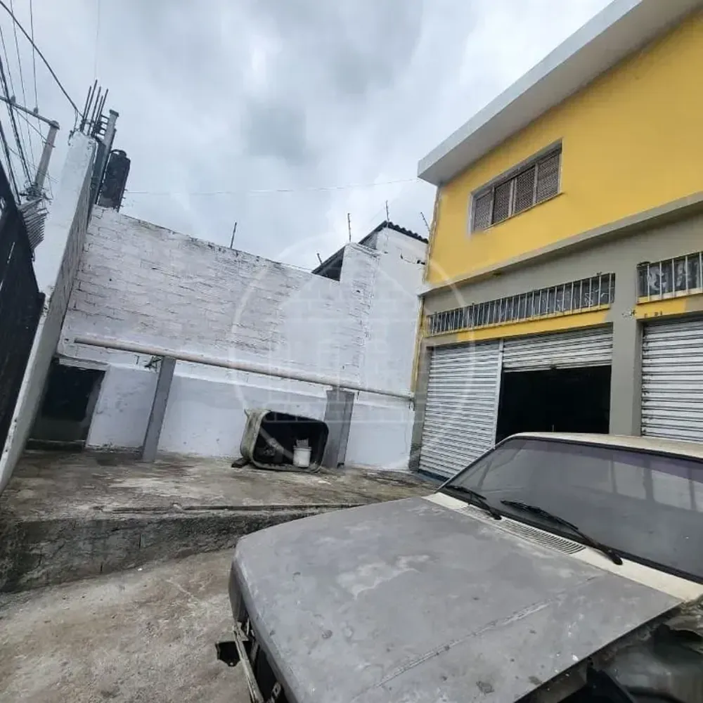 Sobrado, 3 quartos, 326 m² - Foto 2