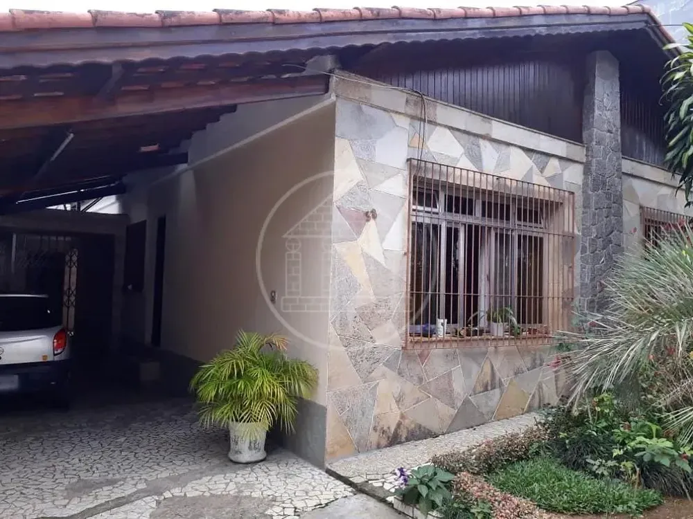 Casa, 3 quartos, 250 m² - Foto 1