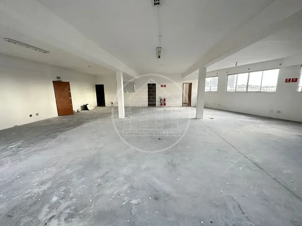 Loja-Salão, 200 m² - Foto 1