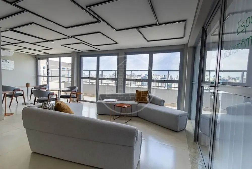 Apartamento, 1 quarto, 33 m² - Foto 2