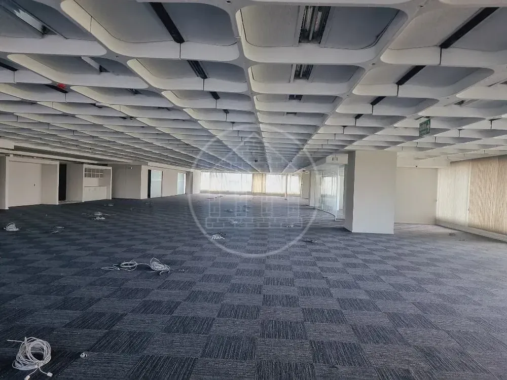Sala-Conjunto, 2844 m² - Foto 1
