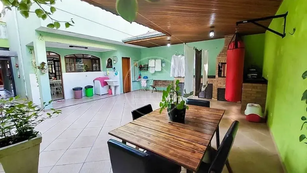 Sobrado, 3 quartos, 200 m² - Foto 1