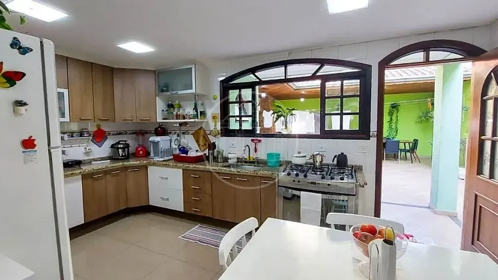 Sobrado, 3 quartos, 200 m² - Foto 2